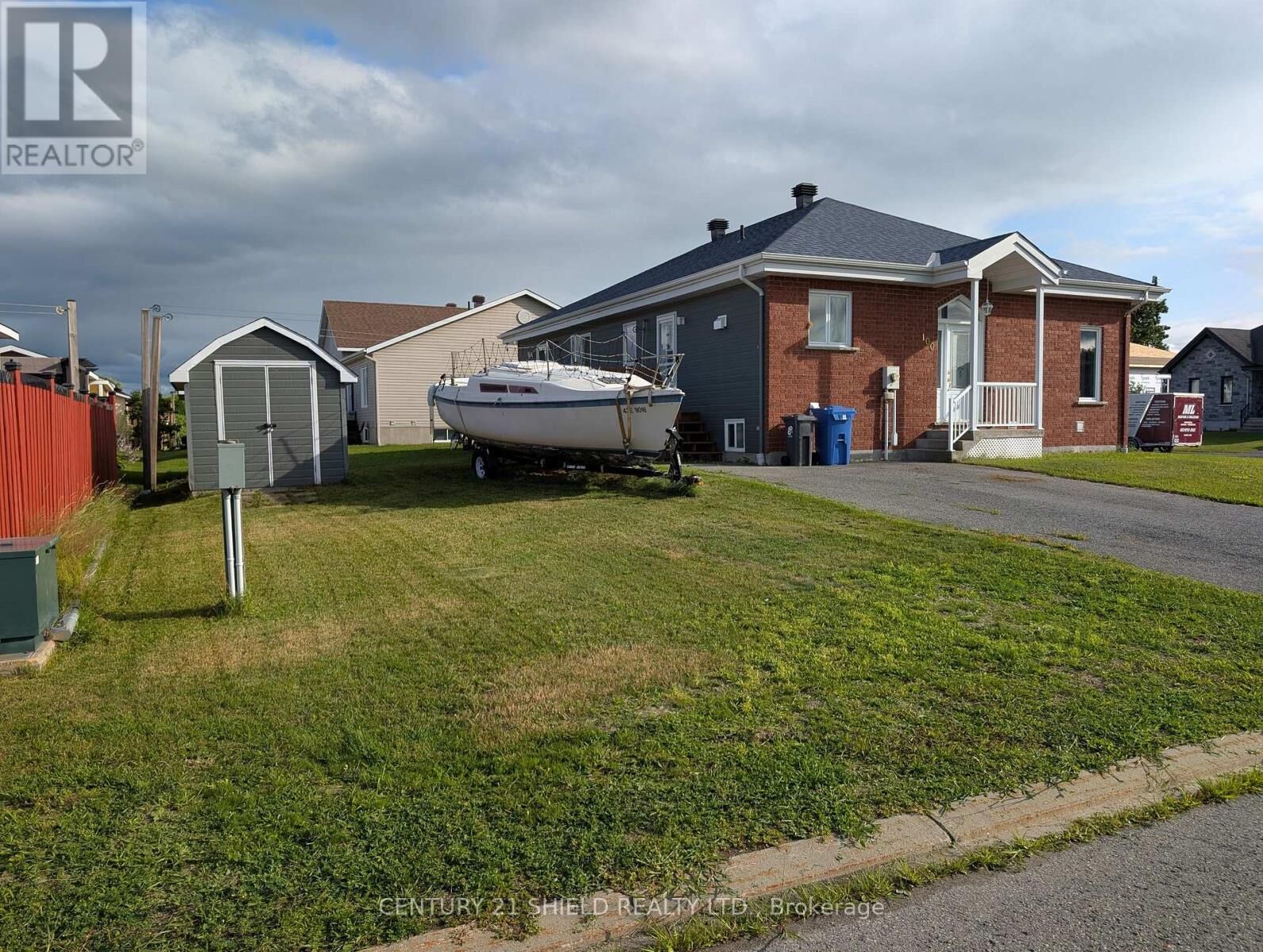 Property Photo: 100 Richard Street ON K0B 1A0