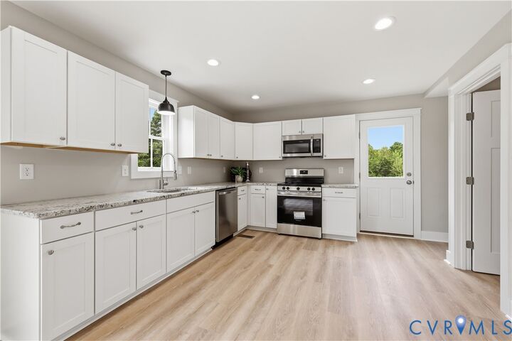 Property Photo: 1526 New Town Rd VA 23063
