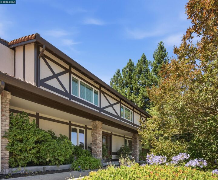 Property Photo:  204 Lasso Cir  CA 94583 