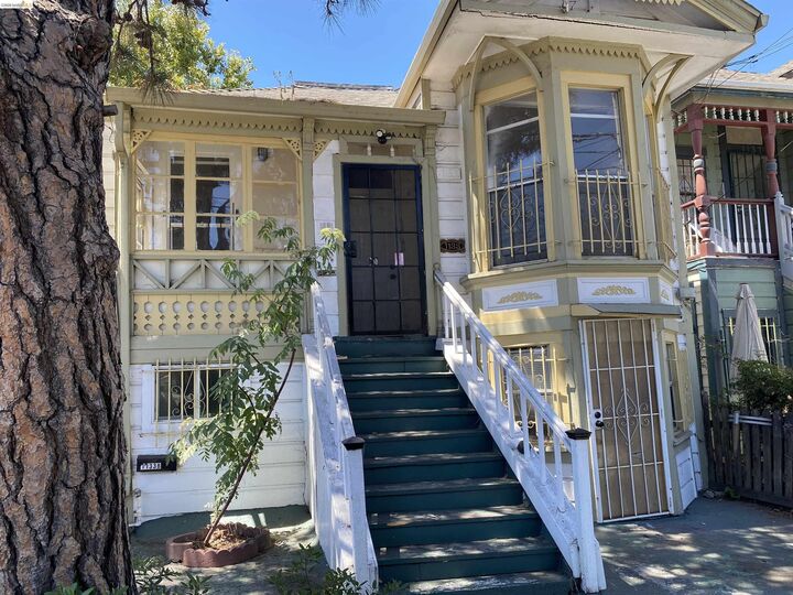Property Photo: 1133 Wood St CA 94607
