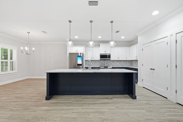Property Photo:  308 Bella Vista Drive  FL 32547 