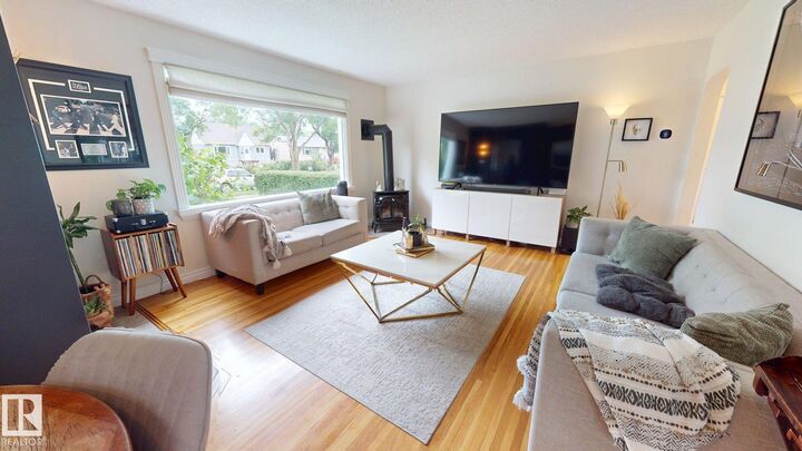Property Photo: 7727 77 Avenue NW AB T6C 0K6
