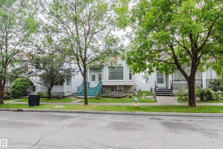 Property Photo:  1694 Tompkins Wynd NW  AB T6R 2Y4 