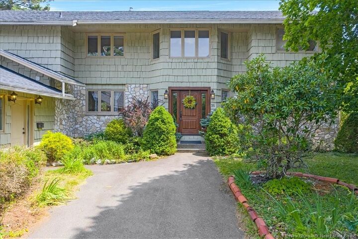 Property Photo:  35 Marlin Terrace  NB E2K 4H6 