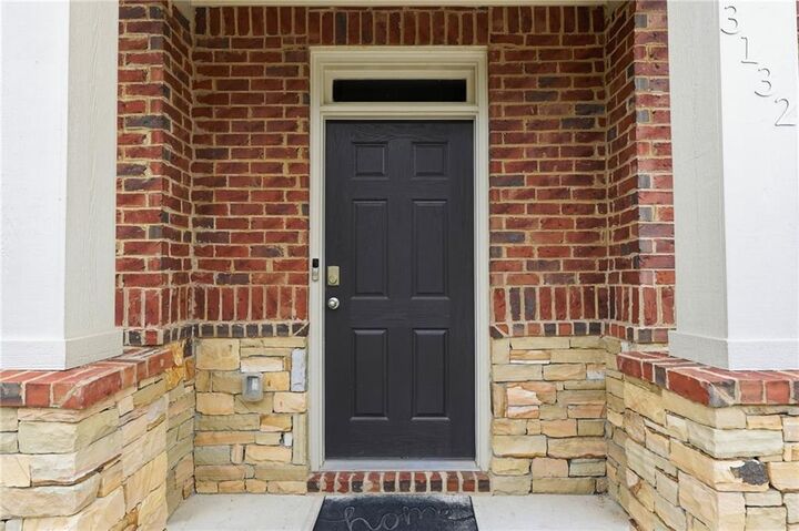 Property Photo:  3132 Hawthorn Farm Boulevard  GA 30052 