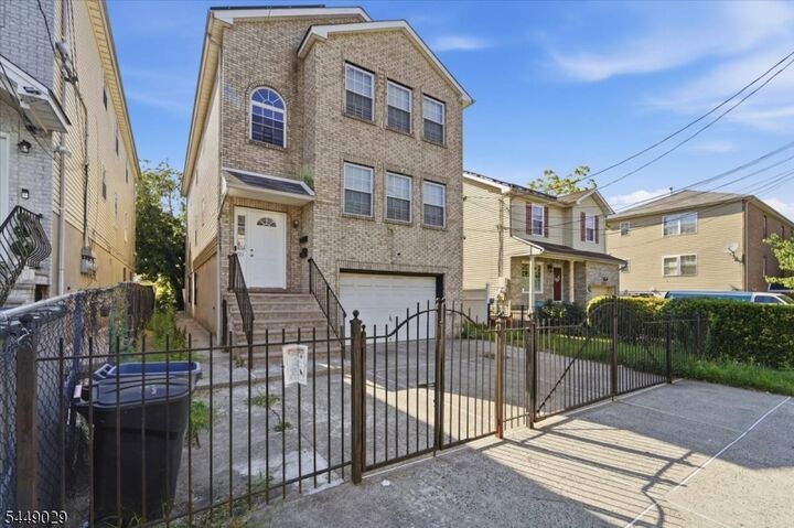 Property Photo: 721 S 19th St NJ 07103