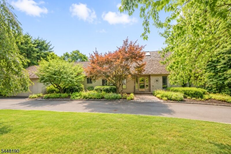 Property Photo: 8 Woods Ln NJ 07928