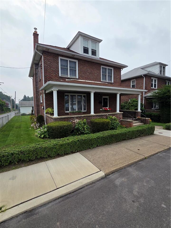 Property Photo:  145 Washington Street  PA 18224 