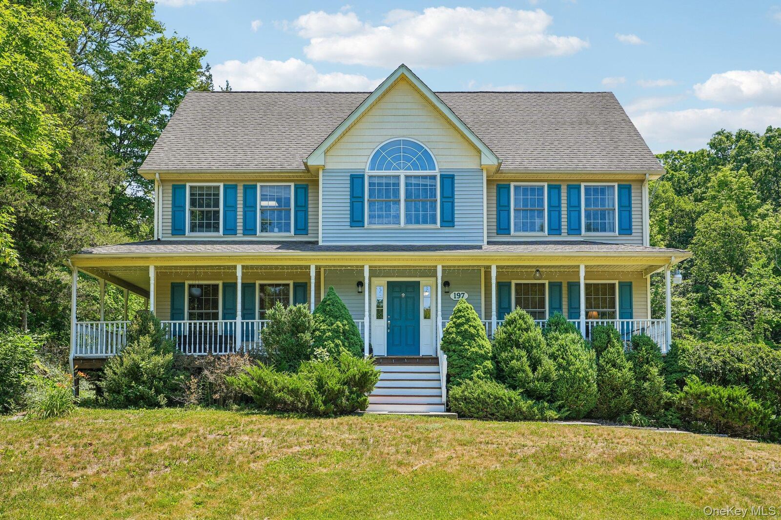Property Photo:  197 Oxford Road  NY 10918 