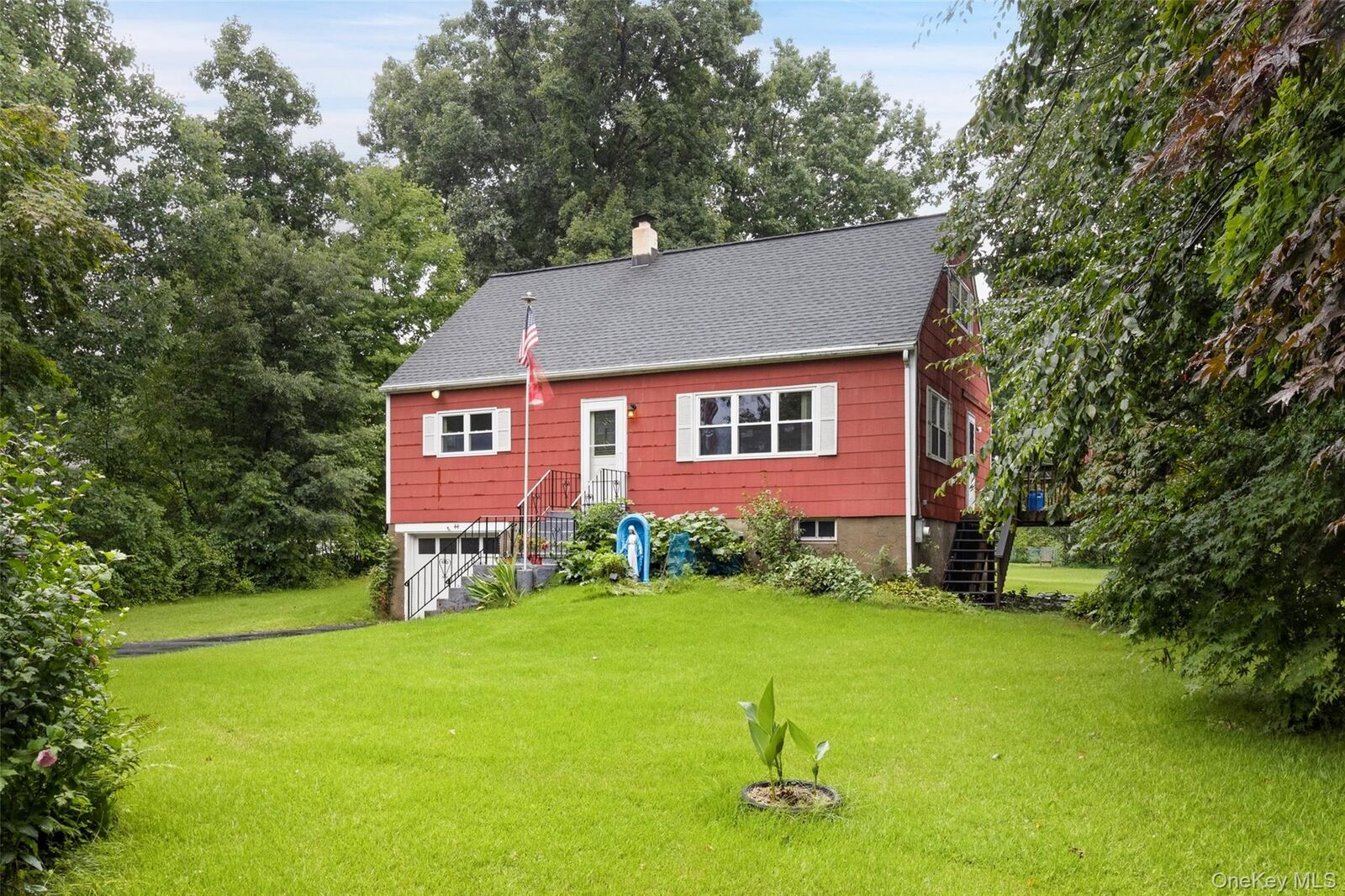 Property Photo:  44 Somerset Lane  NY 10579 