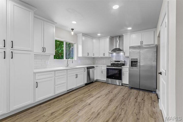 Property Photo:  408 S A Street  MO 63640 