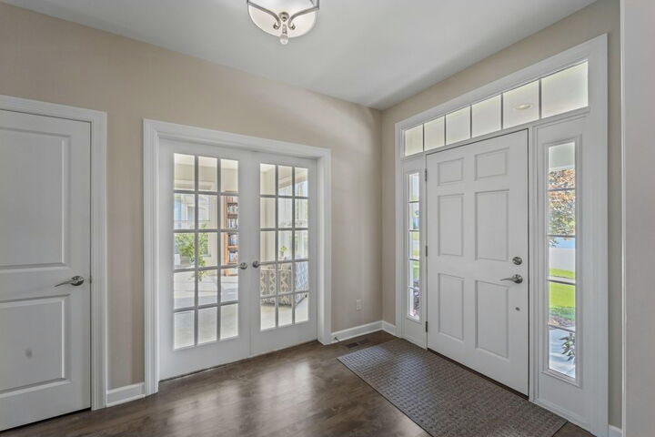 Property Photo: W79n423 Ridgeway Ln WI 53012