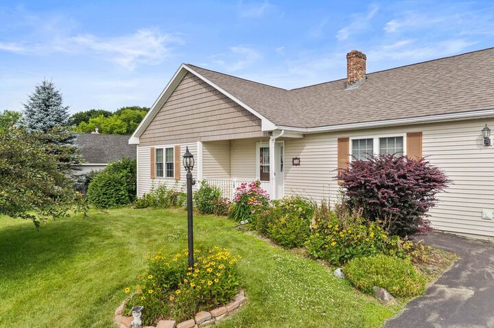 Property Photo:  19 Cardinal Way 10  ME 04901 