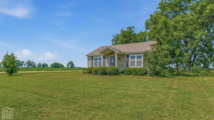 Property Photo:  2503 N US Highway 61  AR 72315 