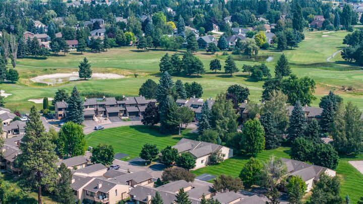 Property Photo: 174 Fairway Boulevard MT 59901