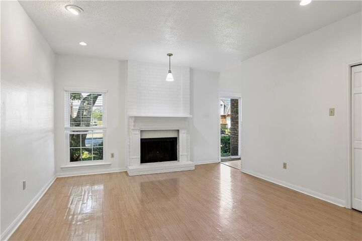 Property Photo: 1014 St Julien Drive A2 LA 70065