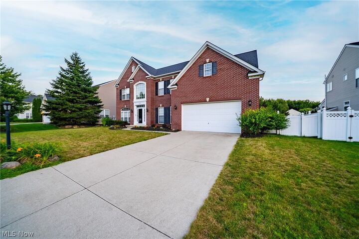 Property Photo: 38691 Amberwood Drive OH 44011
