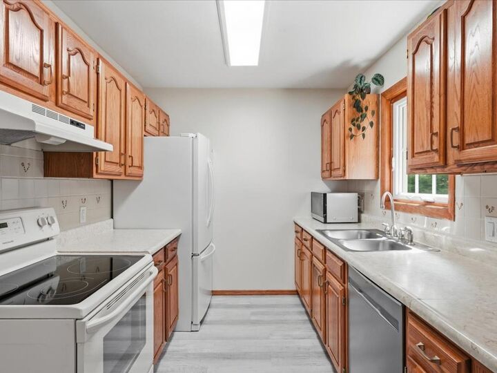 Property Photo:  638 Nottingham Drive  VT 05468 