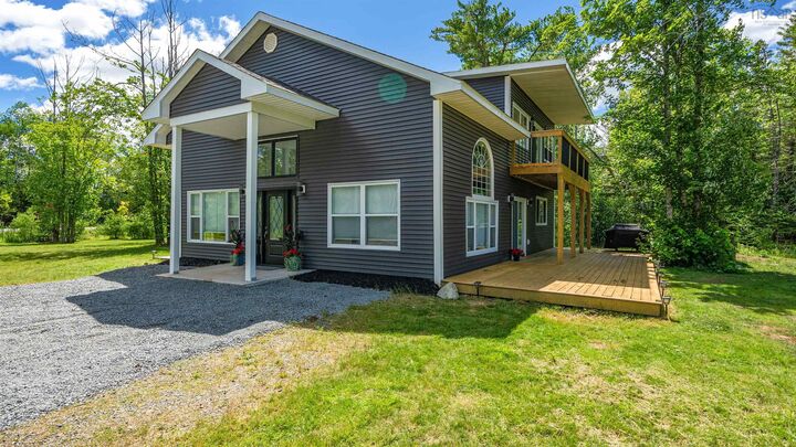 360 McGrath Avenue — photo 1