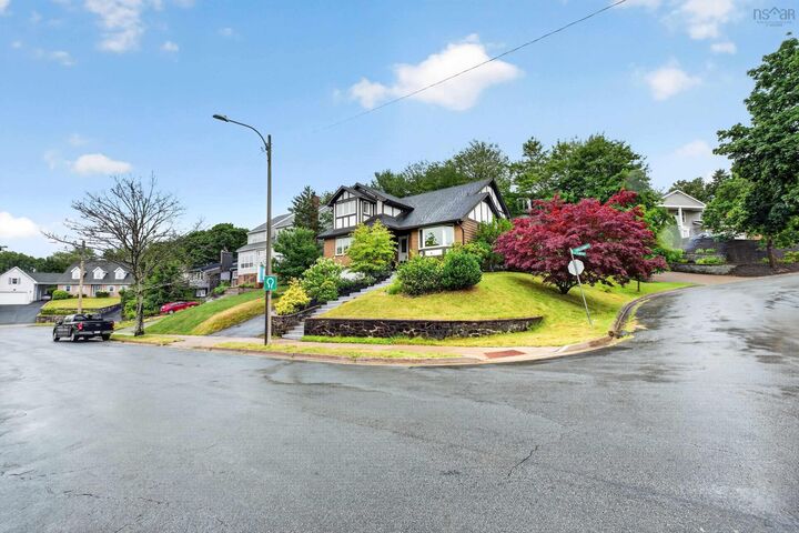 Property Photo:  3 Trillium Terrace  NS B3M 3P5 