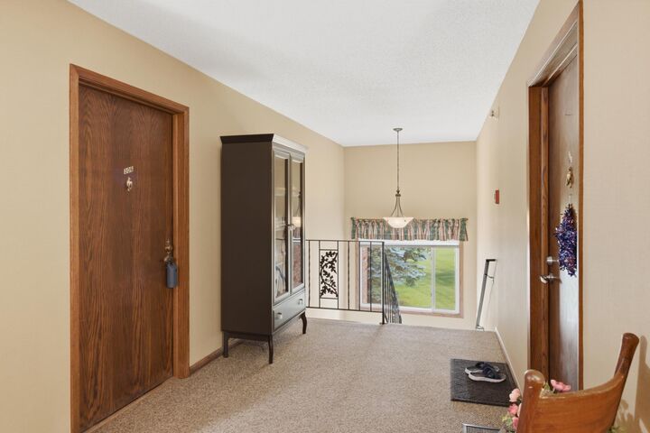 Property Photo:  1150 Dellwood Street S 306  MN 55008 