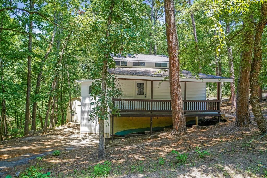 Property Photo:  2228 W Holly Trail  TX 75765 