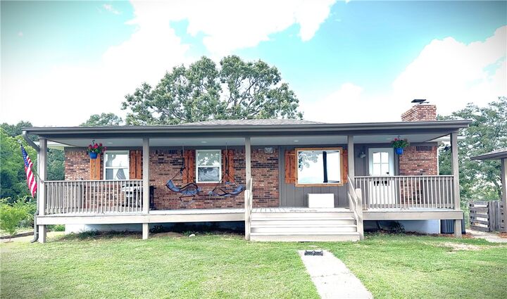 Property Photo:  138 County Road 6411  AR 72638 
