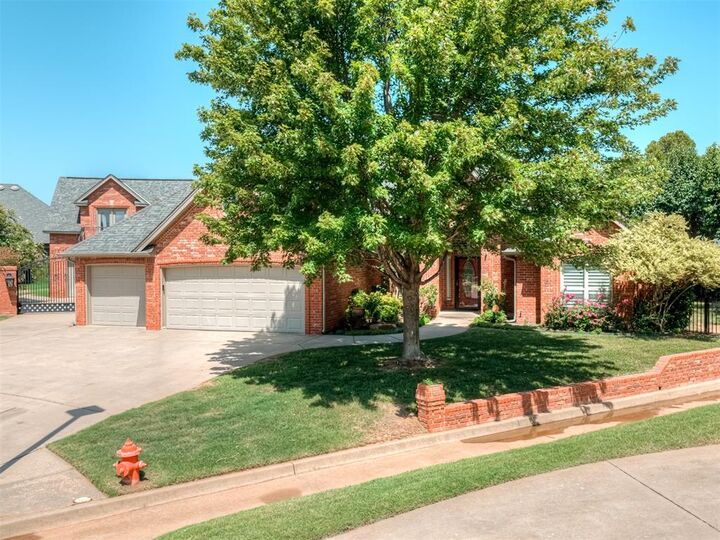 Property Photo: 12501 Rohan Court OK 73170