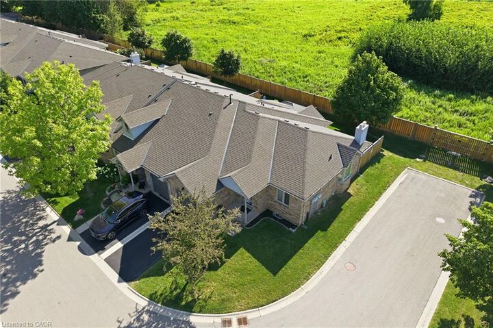 Property Photo: 21 Cathy Drive ON L0R 1W0