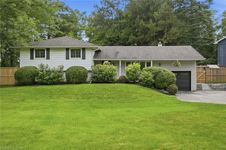 2 Jameson Drive — photo 1