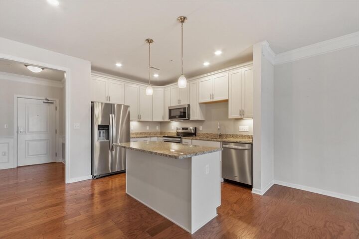 Property Photo: 2 Francis Dr 203 MA 01810