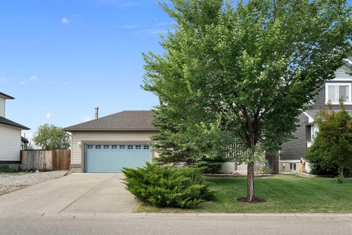 Property Photo:  18 Moe Avenue NW  AB T0J 1X2 