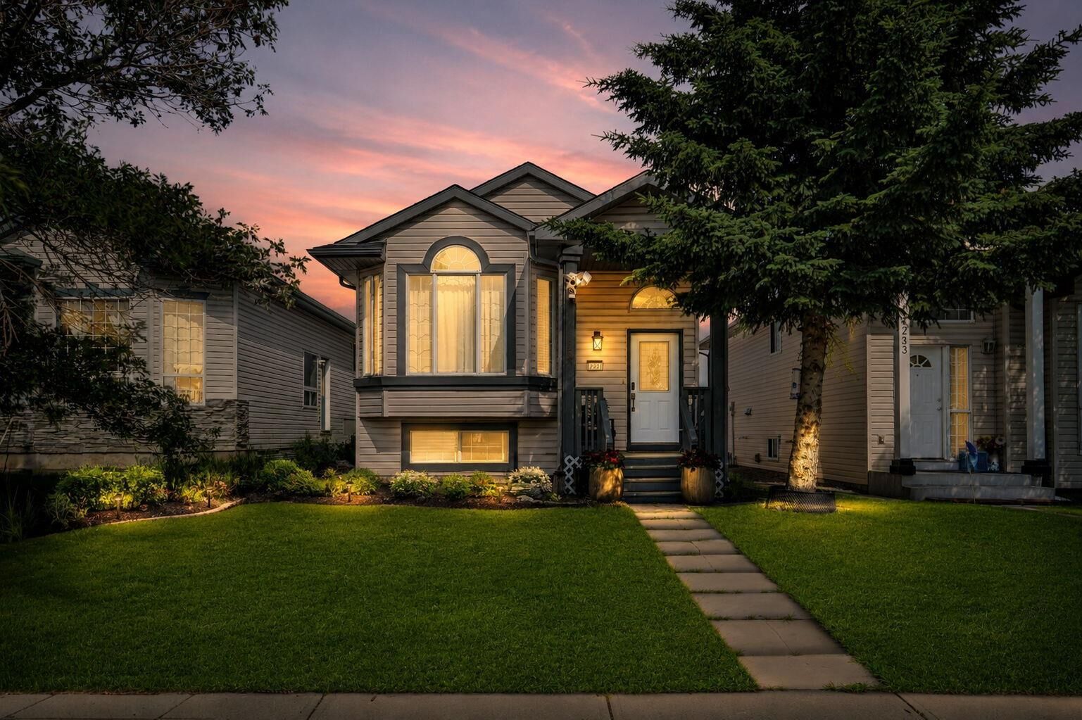 Property Photo:  7237 Laguna Way NE  AB T1Y 7B9 