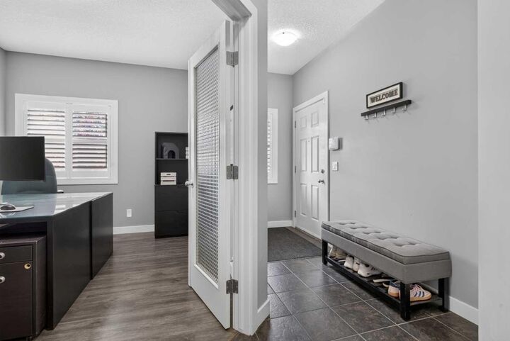Property Photo:  234 Pantego Way NW  AB T3K 0C2 