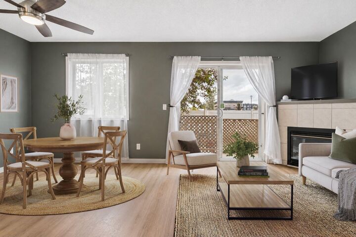 Property Photo:  760 Railway Gate SW 702  AB T4B 3C5 