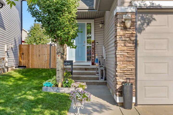 Property Photo: 624 Cranston Drive SE AB T3M 0B6