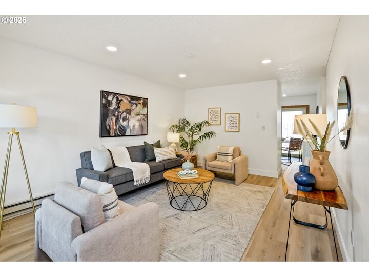 Property Photo: 3018 SW Carson St OR 97219