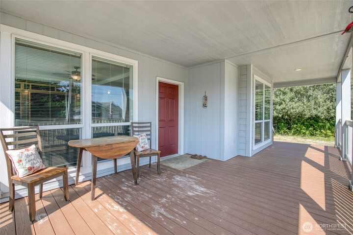 Property Photo:  141  Frigate Street NW  WA 98569 