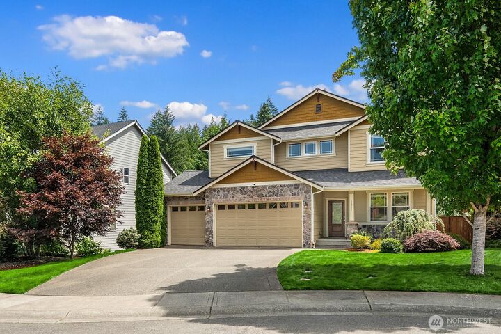 Property Photo: 12921 195th Avenue Ct E WA 98391