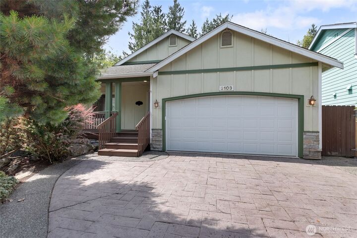 Property Photo: 3103 Brandywine Court WA 98226
