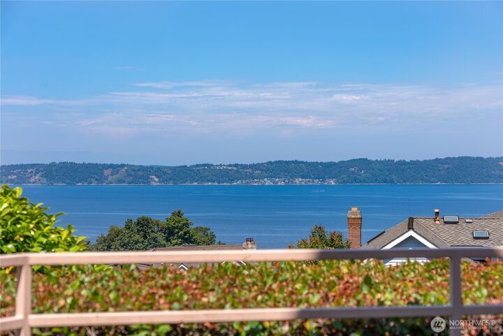 Property Photo:  3511 SW 310th Court  WA 98023 