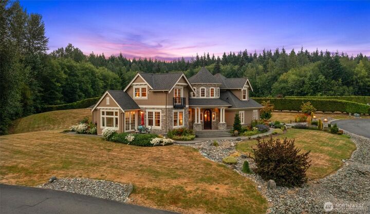 Property Photo: 31812 19th Drive NW WA 98292