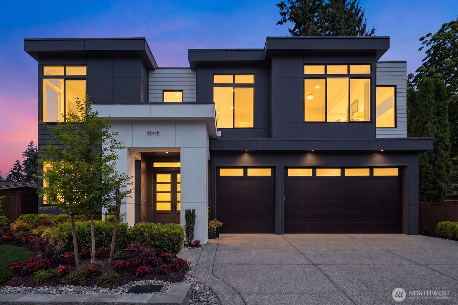 Property Photo:  13418 NE 100th Street  WA 98033 