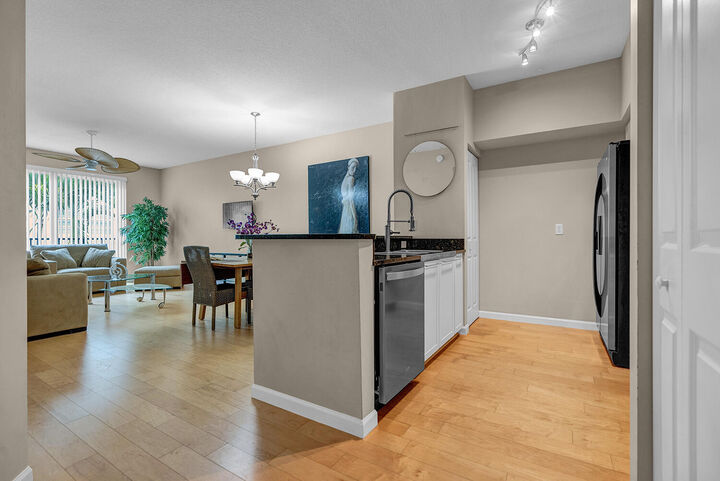 Property Photo:  235 NE 1st Street 404  FL 33444 