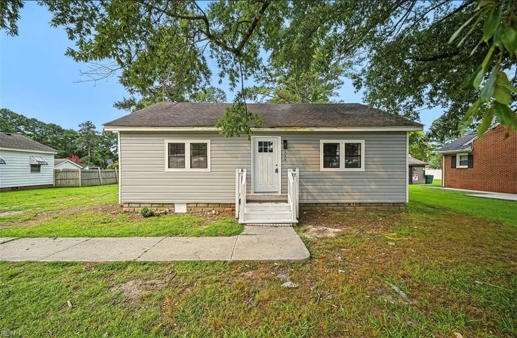 Property Photo:  135 Whaley St  VA 23438 