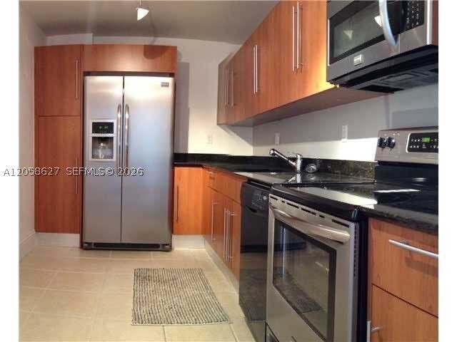 Property Photo: 3000 S Ocean Dr 518 FL 33019