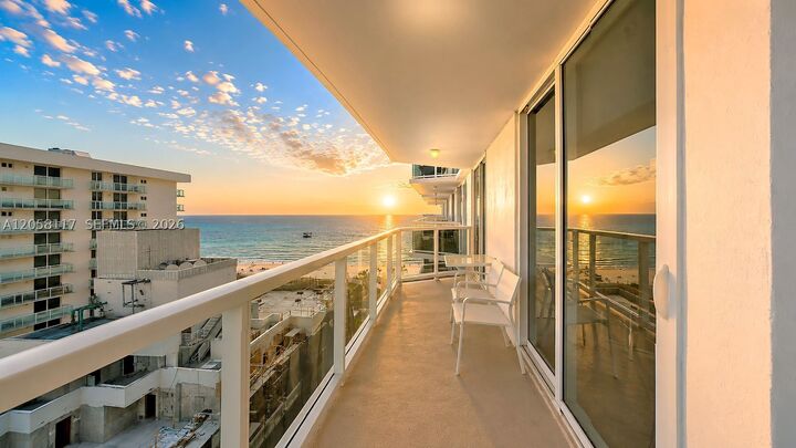 Property Photo:  2401 Collins Ave 1709  FL 33140 