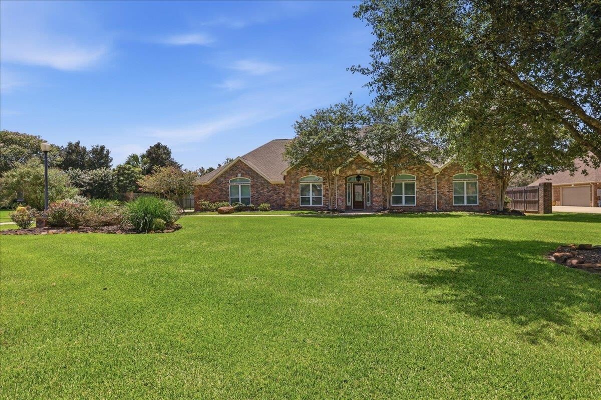 Property Photo: 6329 Bent Water Dr TX 77632