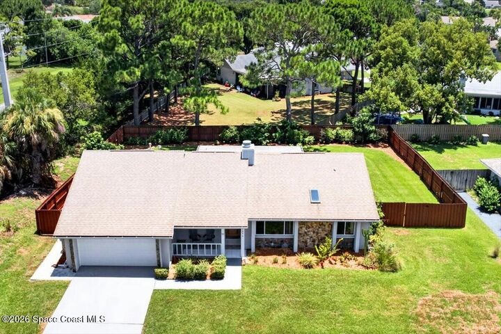 Property Photo: 1296 Harbor Town Circle FL 32940