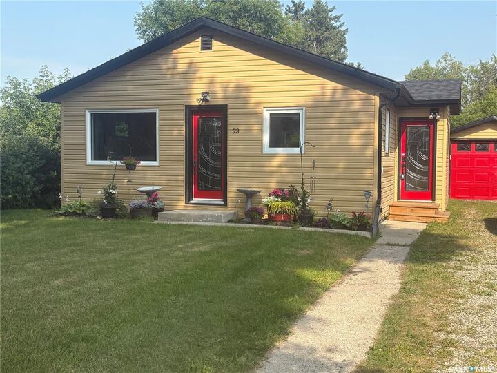 73 Franklin Avenue — photo 1